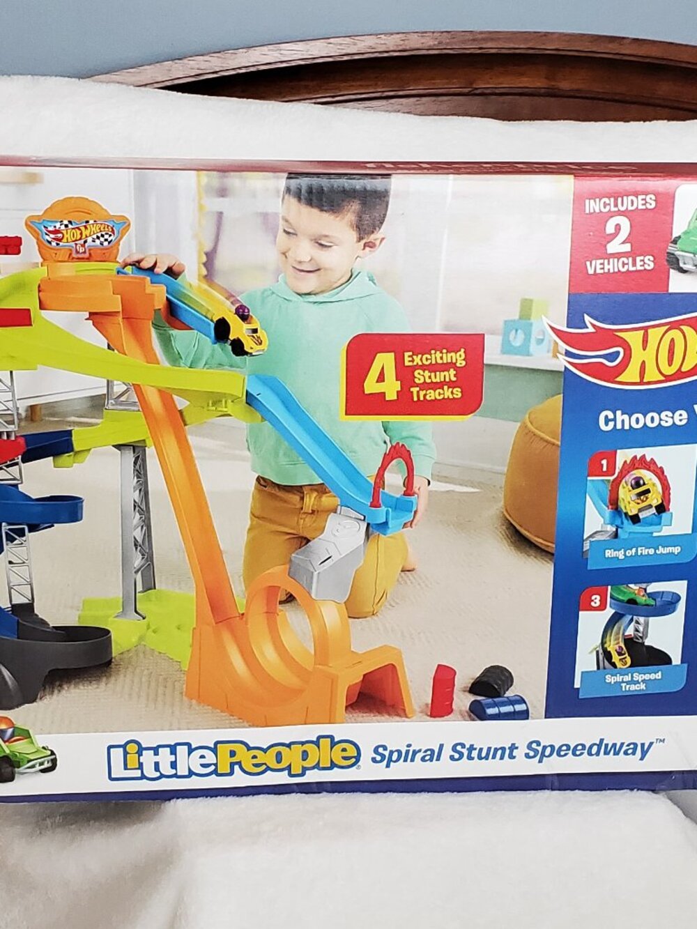 NEW! Little People Hot Wheels Spiral Stunt Speedway Race Track *girls & boys - Picture 10 of 14